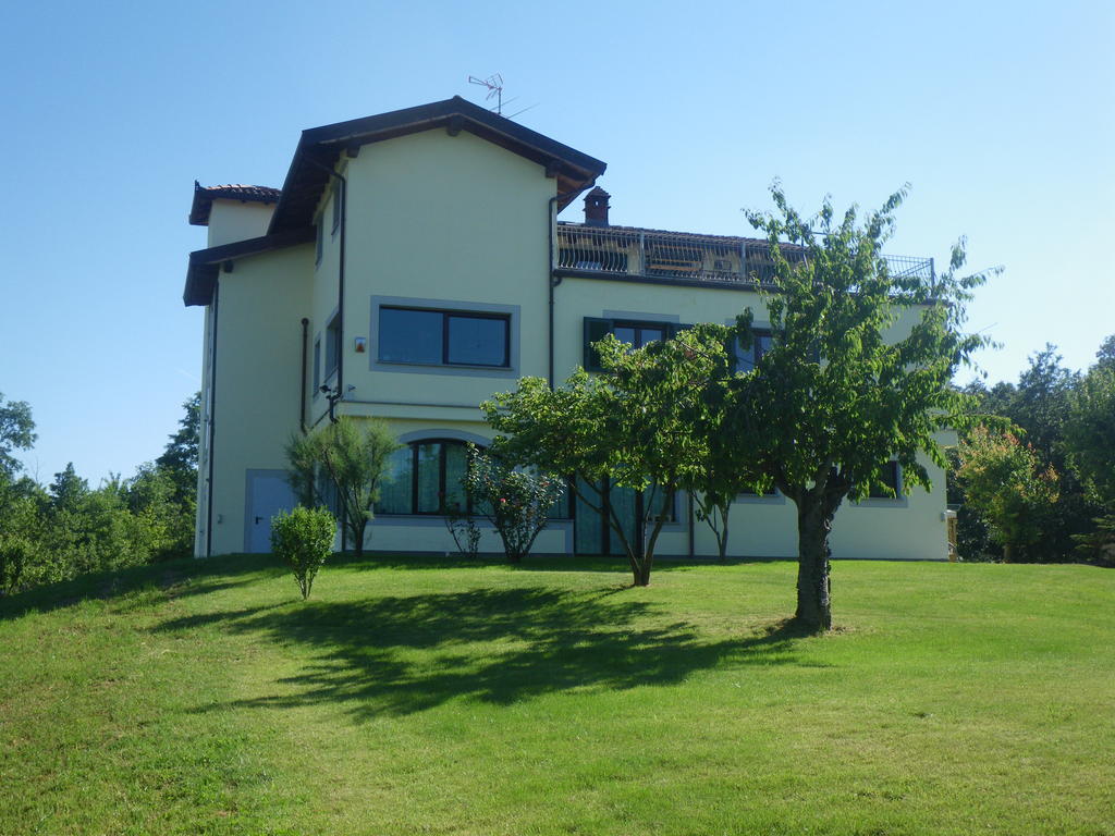 לינה וארוחת בוקר Carpeneto Cascina Rosa Camilla מראה חיצוני תמונה